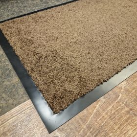   Gépben mosható lábtörlő "Twister" barna 90x150cm