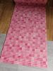 Csúszásmentes fürdőszobai futószőnyeg tekercs, kádkilépő, pink, 65cm széles