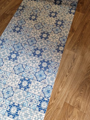 Csúszásmentes fürdőszobai futószőnyeg tekercs, kádkilépő, mozaik, 65cm széles