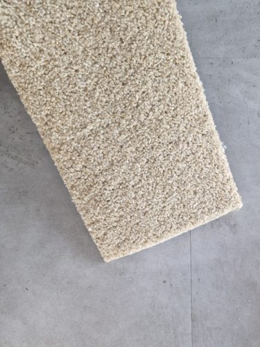 MALAGA puha bézs padlószőnyeg, thermo, 400cm