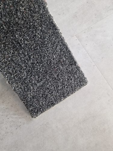 MALAGA puha antracit padlószőnyeg, thermo, 400cm