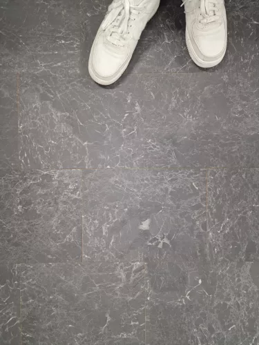 Tekercses vinyl (PVC), "MARQUINE" antra-gold, modern, csempe mintás, 400cm