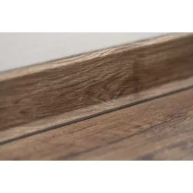  Habosított szegélyléc, vízálló, ütésálló, "Davos", 60mm magas, 220cm