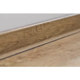   Habosított szegélyléc, vízálló, ütésálló, "Tully", 60mm magas, 220cm
